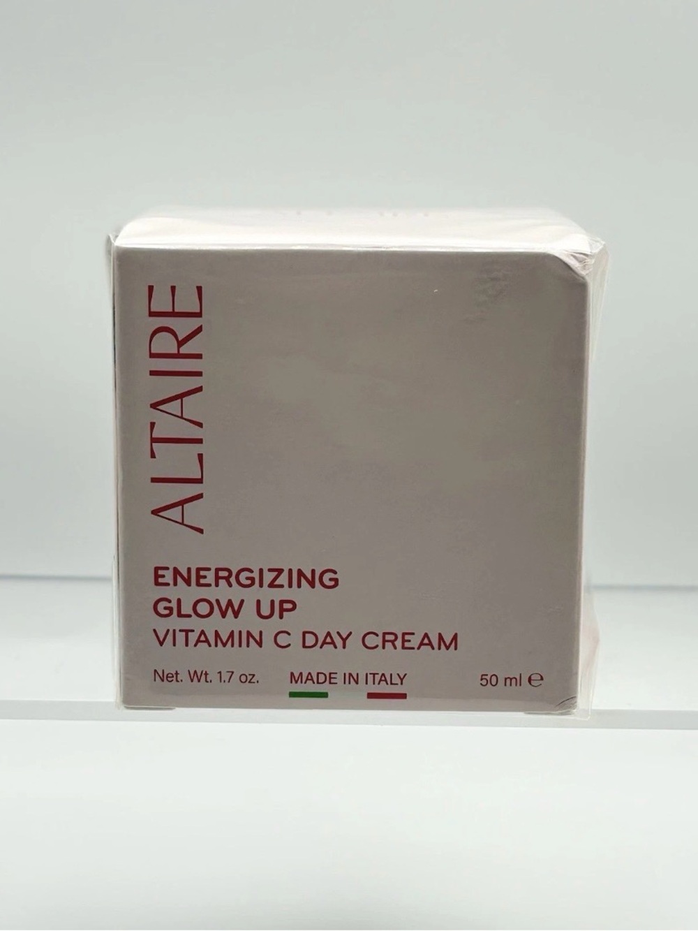 Energizing Glow Up Vitamin C Day Cream — White